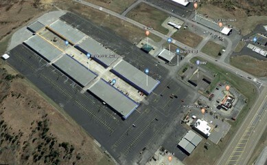 More Photos Of 385 Outlet Ave, Eddyville Unknown For Lease