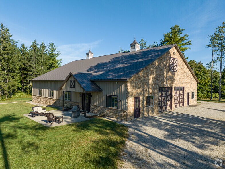 More Photos Of 3482 County Road 10, Bellefontaine Lodge Meeting Hall For Sale