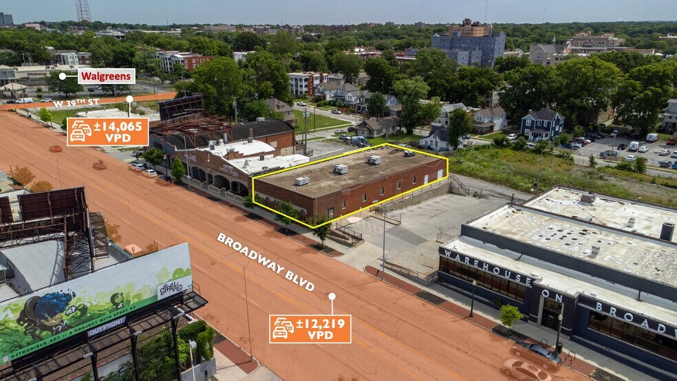 More Photos Of 3947 Broadway St, Kansas City Medical For Sale