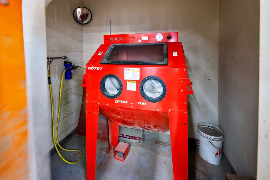 More Photos Of 72 Smoketree Ave S, Lake Havasu City Storefront Retail Office For Sale