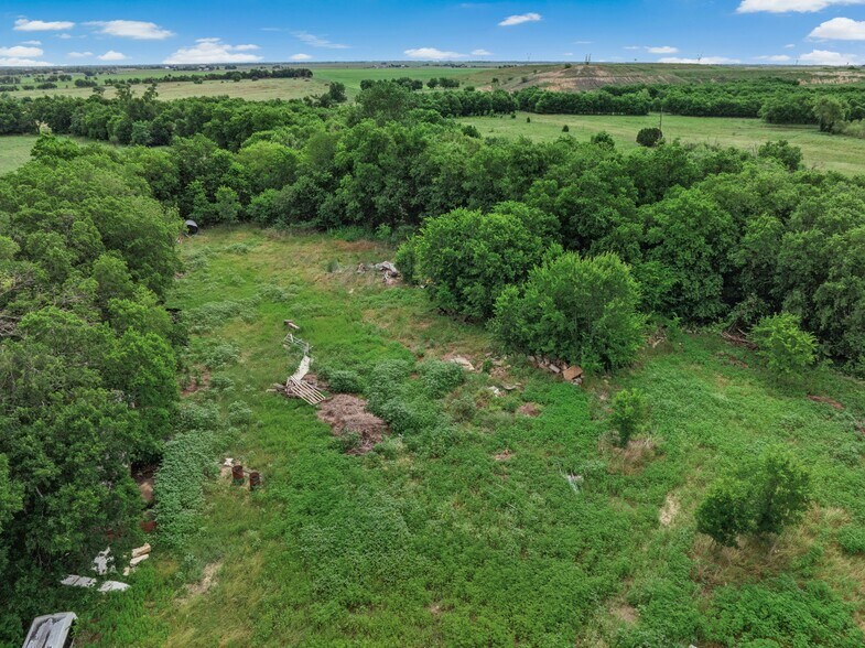 More Photos Of 2655 County Road 130, Hutto Land For Sale