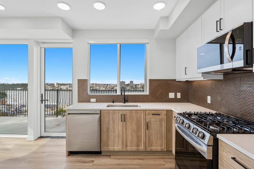 More Photos Of 3943 Oregon St, San Diego Apartments For Sale