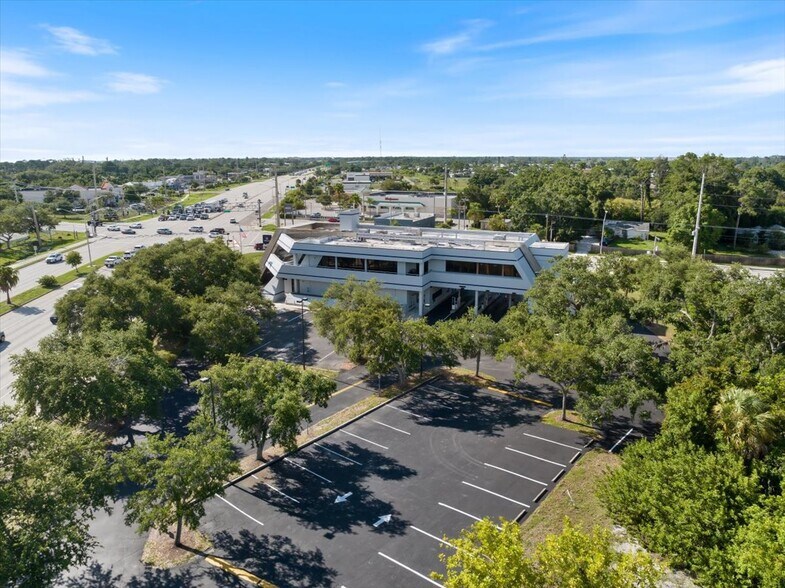 More Photos Of 1000 N Tamiami Trl, Nokomis Bank For Sale