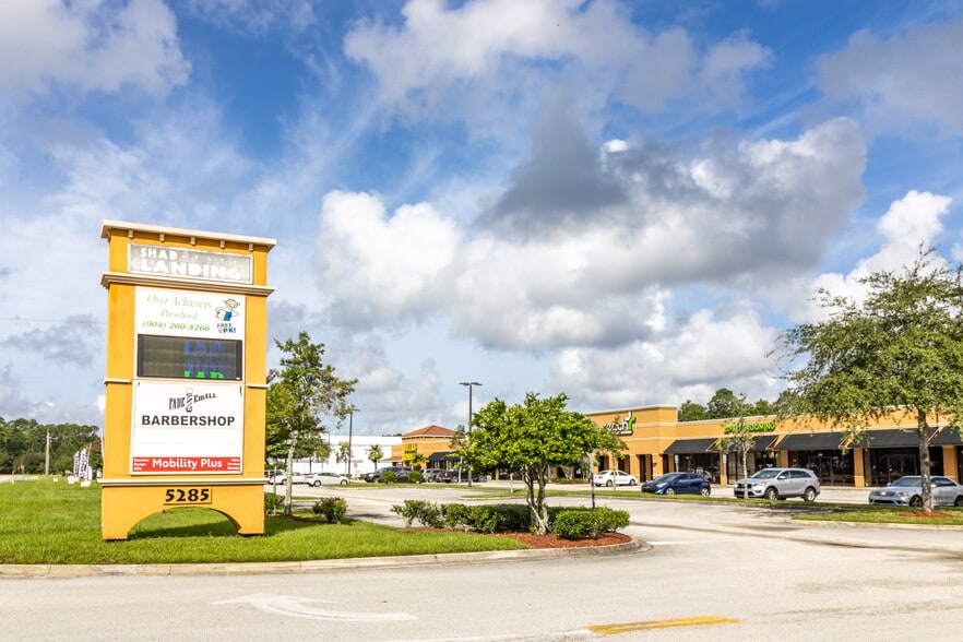 More Photos Of 5285 Shad Rd, Jacksonville Unknown For Lease