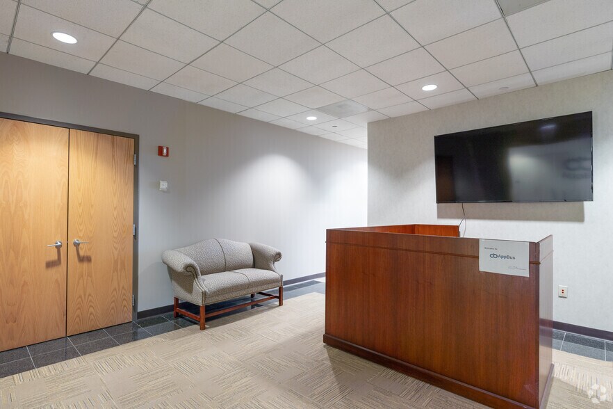 More Photos Of 510-530 Walnut St, Philadelphia Office For Lease