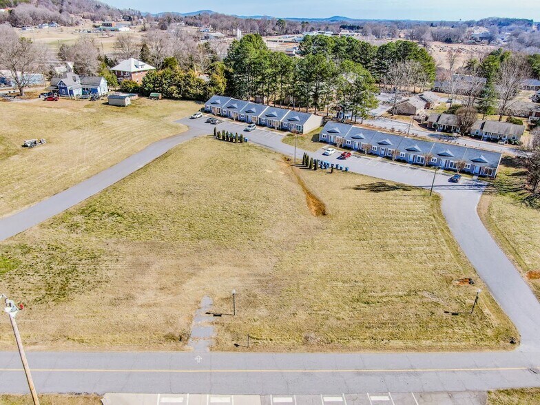 More Photos Of 125 1st Avenue Dr SE, Taylorsville Apartments For Sale