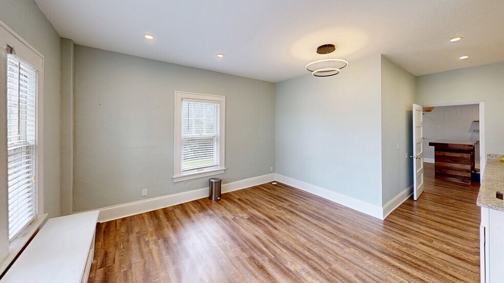 More Photos Of 140 W Front St, Perrysburg Office For Sale