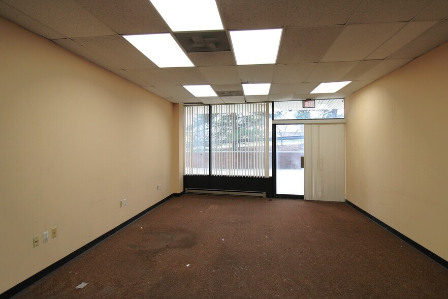 More Photos Of 98 Harmon Cove Tower, Secaucus Apartments For Lease