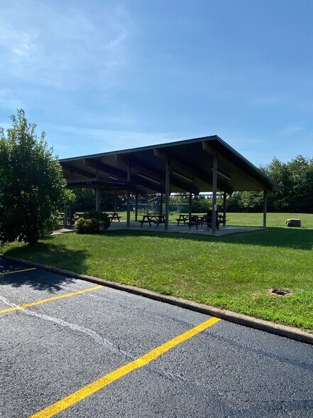 More Photos Of 650 S Prospect Ave, Hartville Medical For Lease