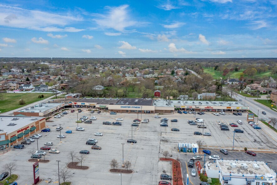 More Photos Of 14700-14738 S Cicero Ave, Midlothian Unknown For Lease