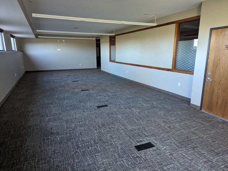More Photos Of 2321 Jack Breault Dr, Hudson Office For Lease