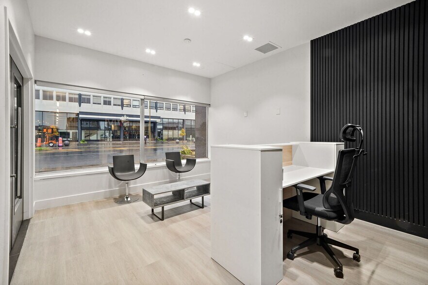 More Photos Of 4845 Rue Jean-Talon O, Montréal Storefront For Lease