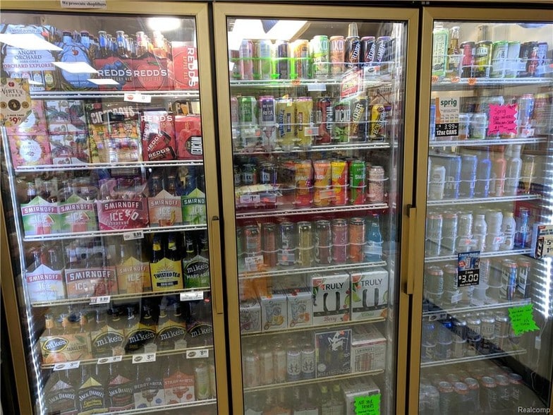 More Photos Of 4012 N Clare Ave, Harrison Convenience Store For Sale