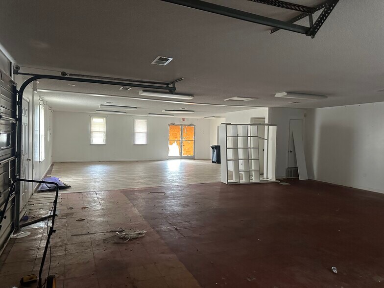 More Photos Of 1949 Tappan St, Horn Lake Office For Sale