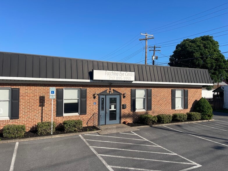 More Photos Of 43 S Washington St, Greencastle Office For Lease
