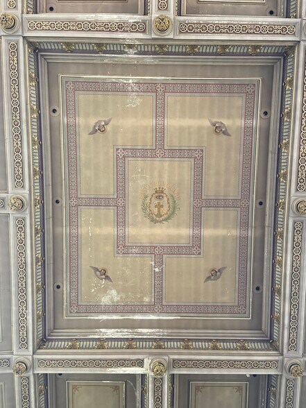 More Photos Of 947 Aisquith St, Baltimore Religious Facility For Sale