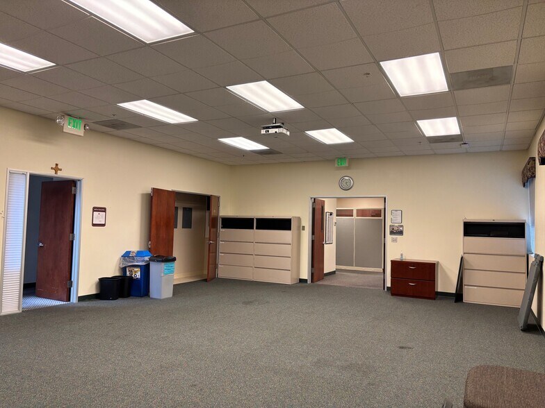 More Photos Of 3448 Villa Ln, Napa Medical For Lease