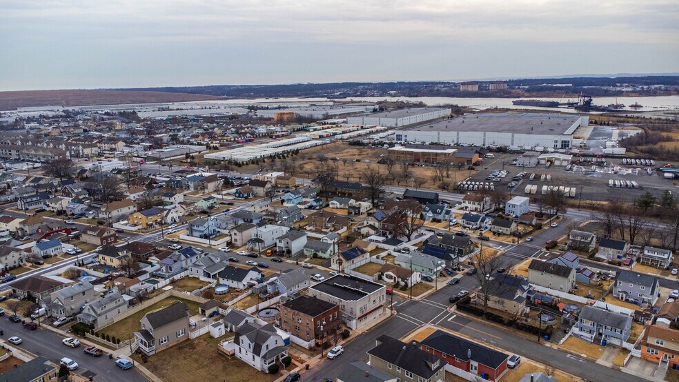 More Photos Of 46 Marion St, Port Reading Restaurant For Sale