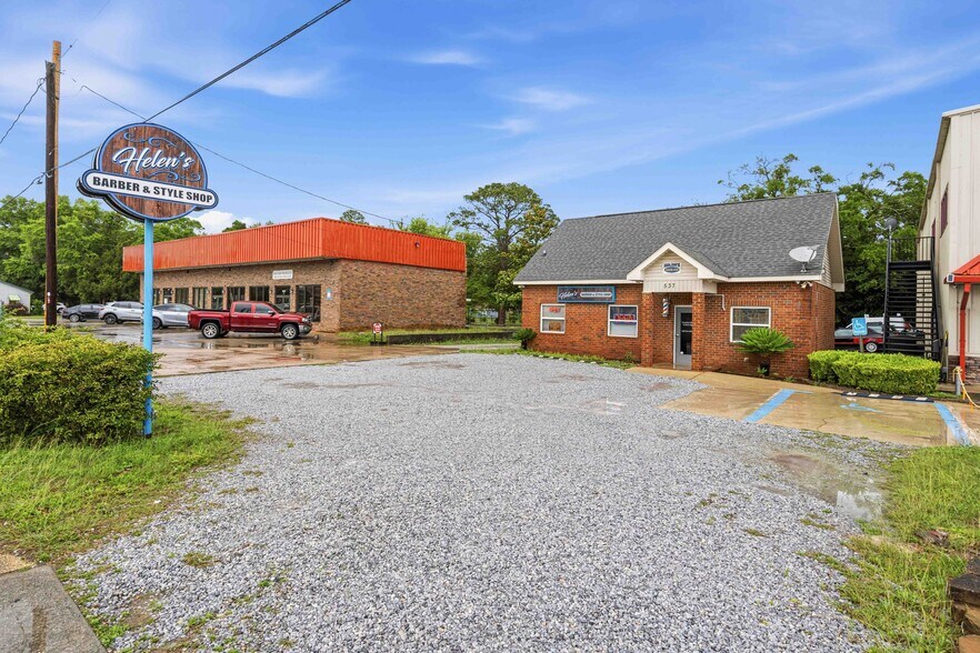 More Photos Of 537 S Ferdon Blvd, Crestview Office For Lease