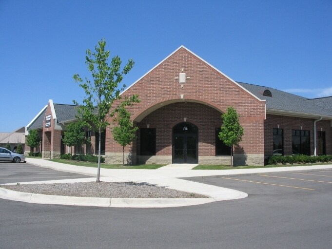 More Photos Of 5958 N Canton Center Rd, Canton Township Medical For Lease