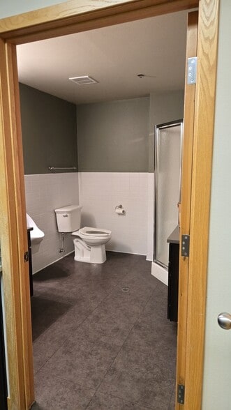 More Photos Of 5723 Arapahoe Ave, Boulder Office Residential For Lease