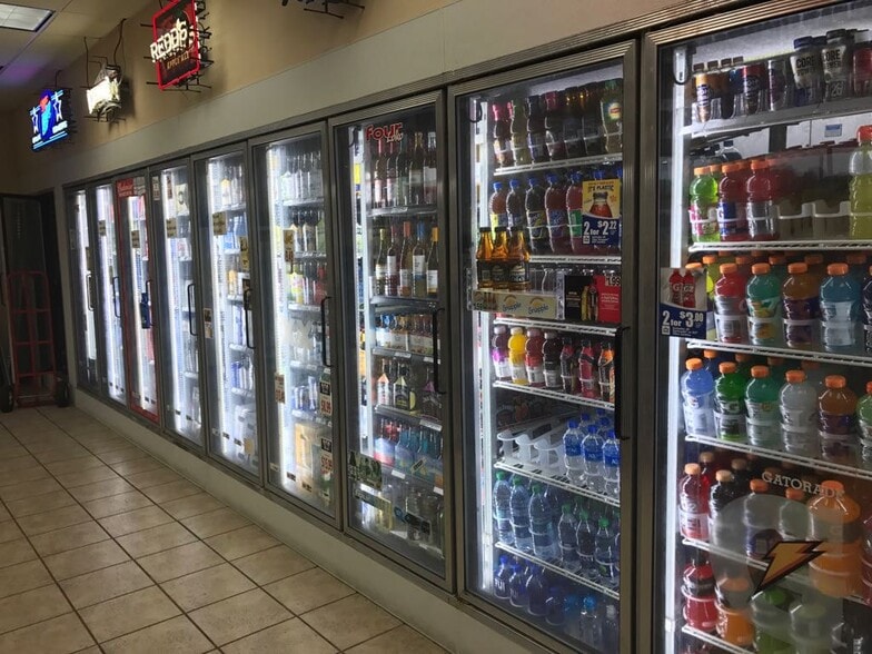 More Photos Of 19011 Fm 365 Rd, Beaumont Service Station For Sale