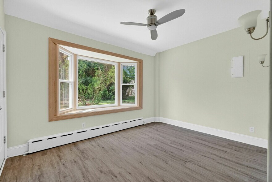 More Photos Of 4512 MacArthur Blvd NW, Washington Apartments For Sale