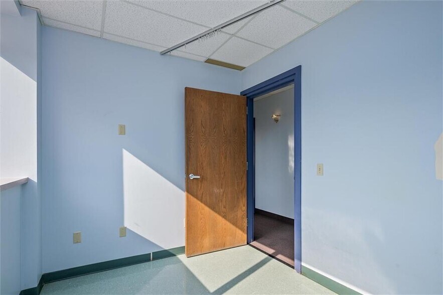 More Photos Of 1630 Empire Blvd, Webster Medical For Sale