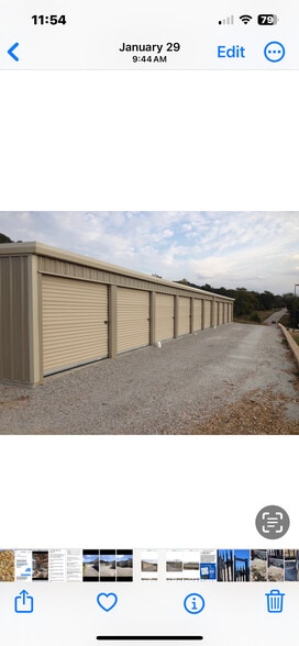 More Photos Of 92 Woodsdale Dr, Holiday Island Self Storage For Sale