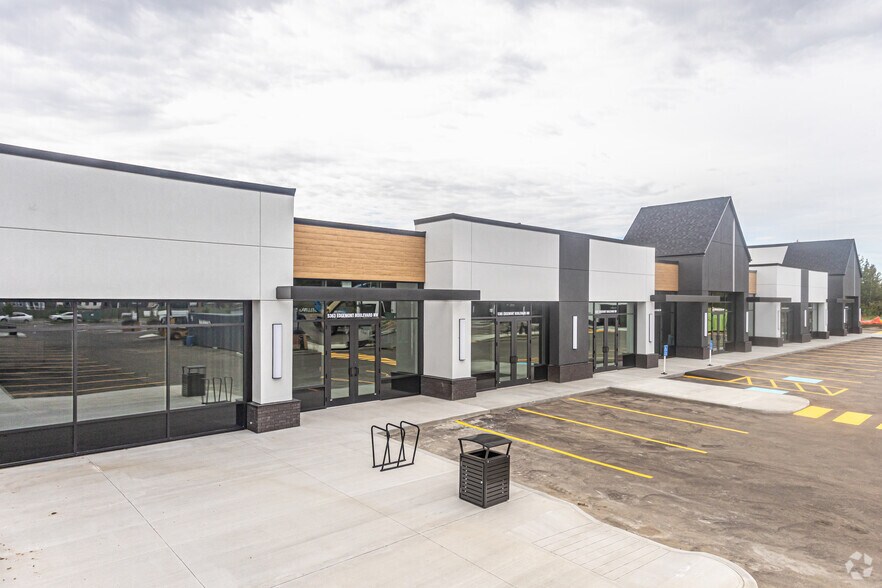 More Photos Of 5335 Edgemont Blvd NW, Edmonton Storefront For Sale