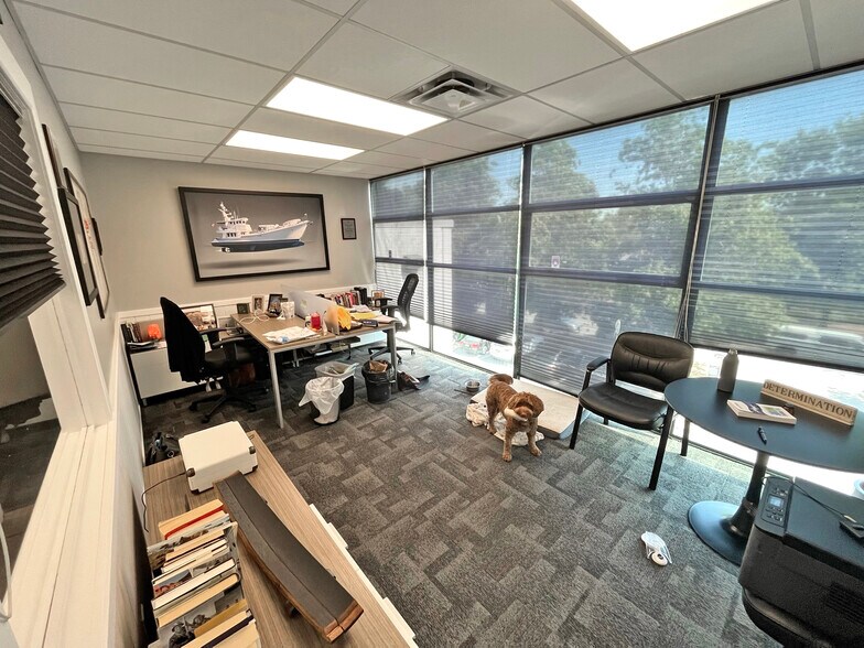 More Photos Of 62 Fawcett Rd, Coquitlam Light Manufacturing For Sale