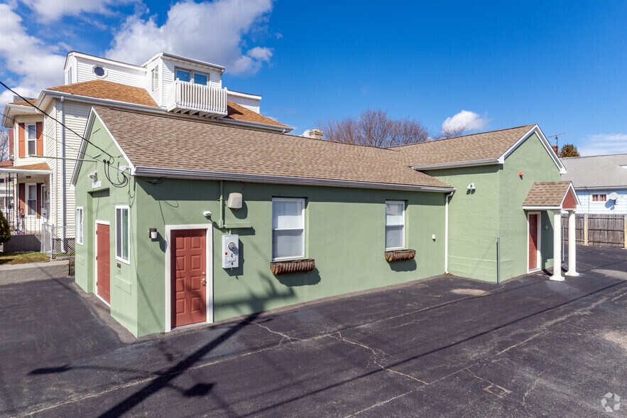 Primary Photo Of 175 Grand Ave, Pawtucket Loft Creative Space For Sale