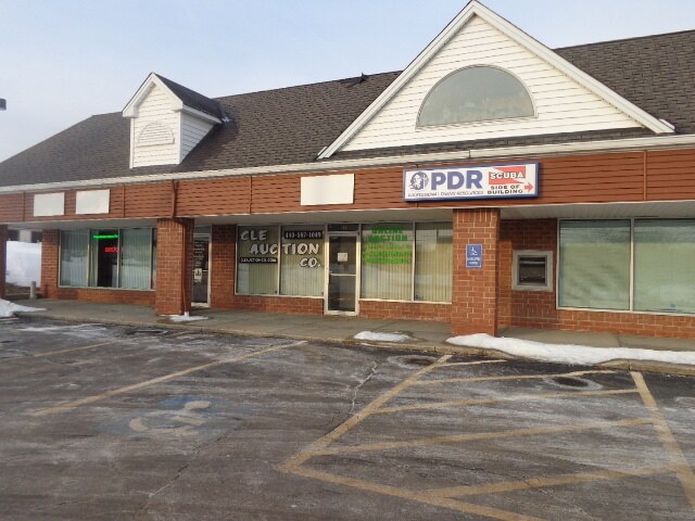 Primary Photo Of 7976 Broadview Rd, Broadview Heights Storefront For Lease