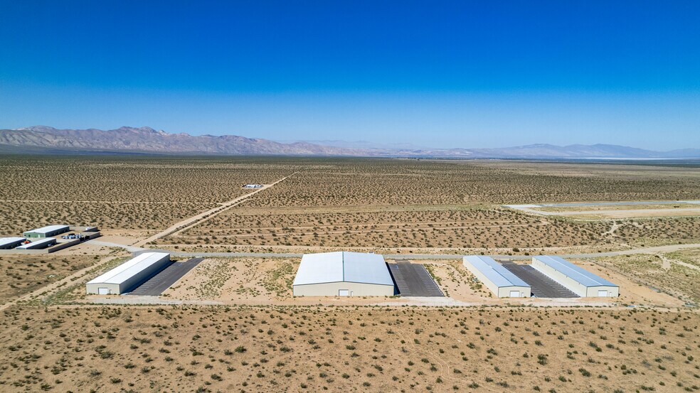 More Photos Of 5650 Lindbergh Blvd, California City Warehouse For Sale