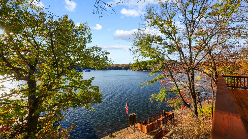 More Photos Of 1117 Dogwood Rd, Lake Ozark Multifamily For Sale