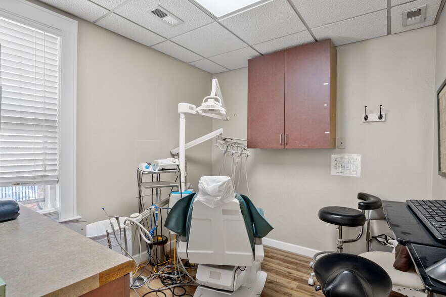 More Photos Of 614 S Main St, Blacksburg Medical For Sale