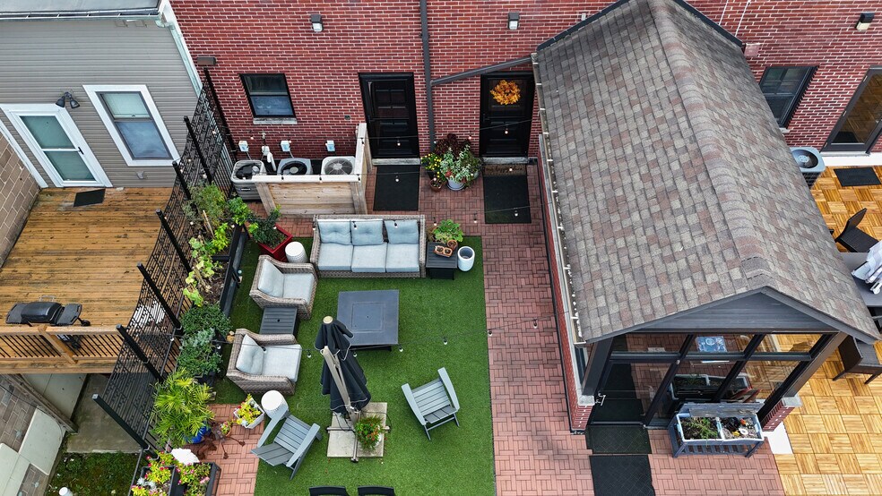 More Photos Of 816 Main St, Lafayette Storefront Retail Residential For Sale