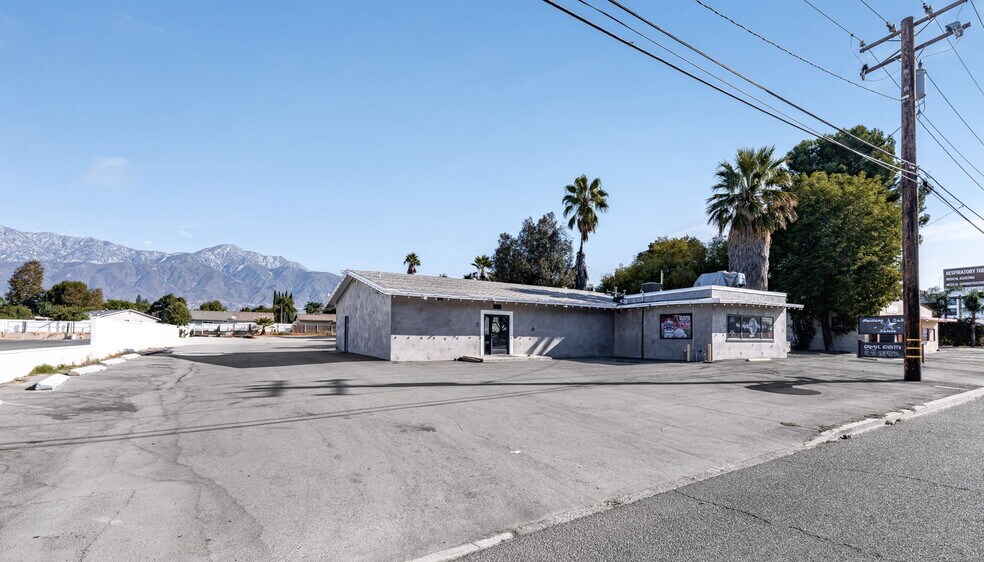 More Photos Of 10028 Foothill Blvd, Rancho Cucamonga Restaurant For Sale