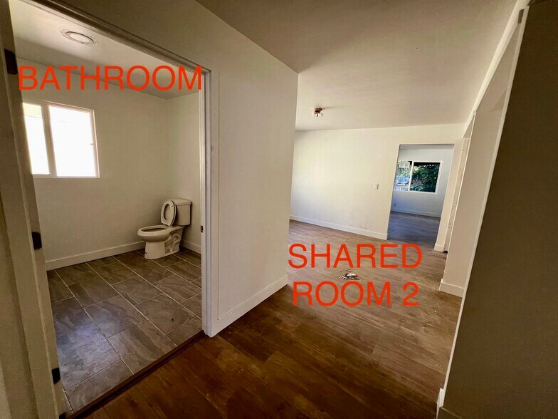 More Photos Of 9304 Greenback Ln, Orangevale Storefront For Lease