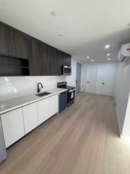 More Photos Of 3216 Glenwood Rd, Brooklyn Apartments For Sale