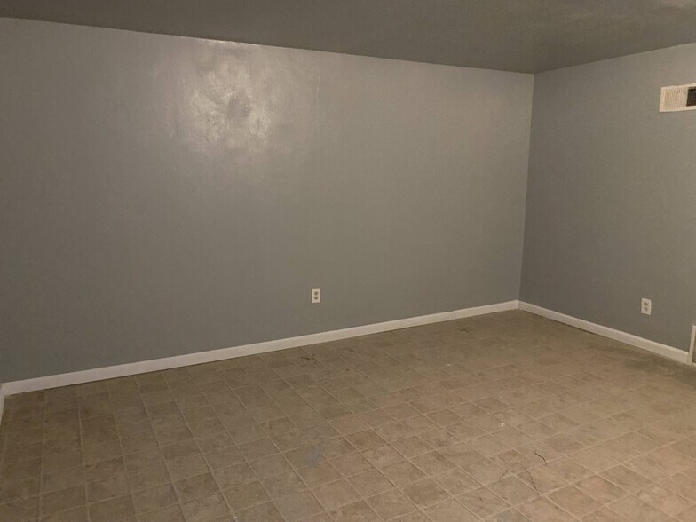 More Photos Of 1624 Northwinds Estates Dr, Saint Louis Apartments For Sale