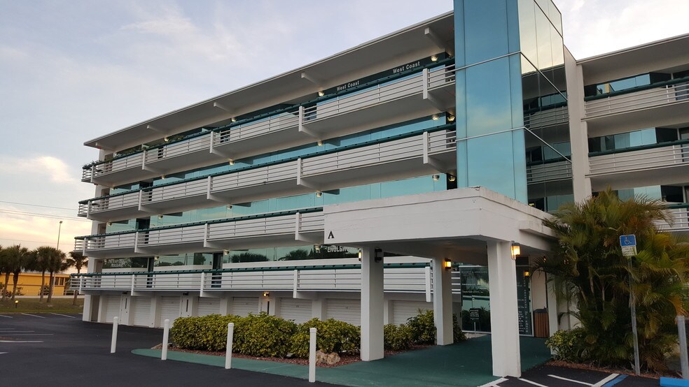 More Photos Of 1460 S McCall Rd, Englewood Medical For Sale