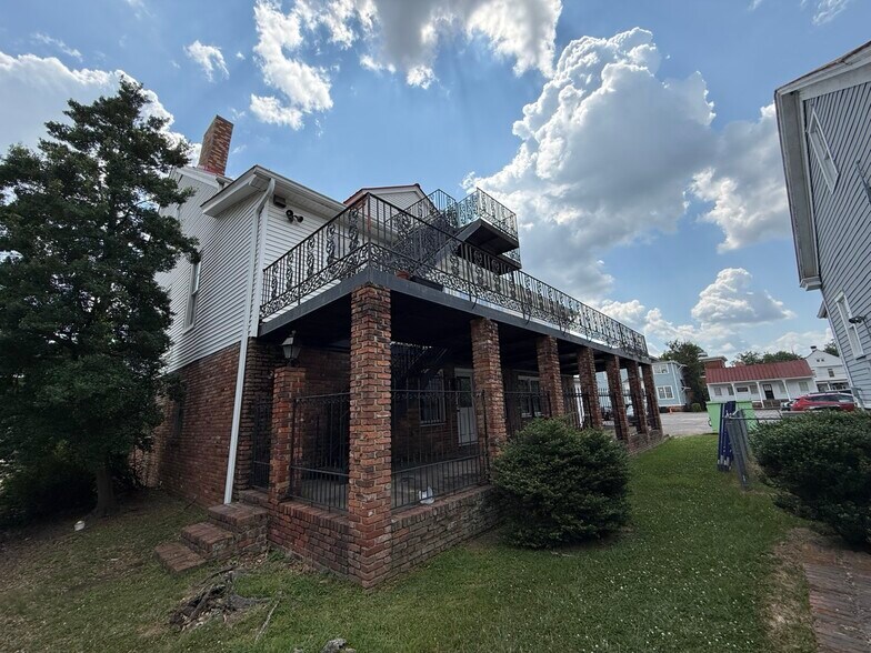 More Photos Of 429 Walker St, Augusta Loft Creative Space For Lease