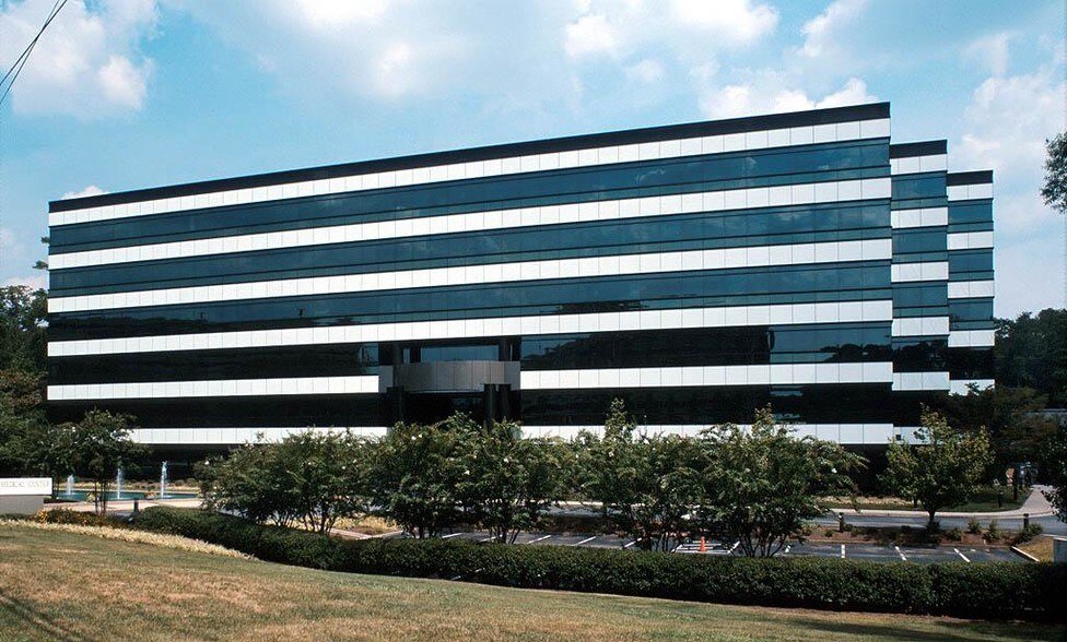 More Photos Of 5505 Peachtree Dunwoody Rd NE, Atlanta Medical For Lease