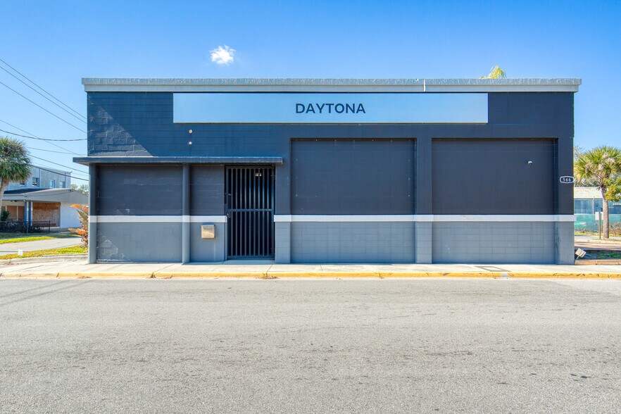 Primary Photo Of 566 Ballough Rd, Daytona Beach Warehouse For Lease