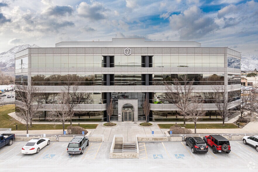 More Photos Of 6955-6965 S Union Park Ctr, Cottonwood Heights Unknown For Lease