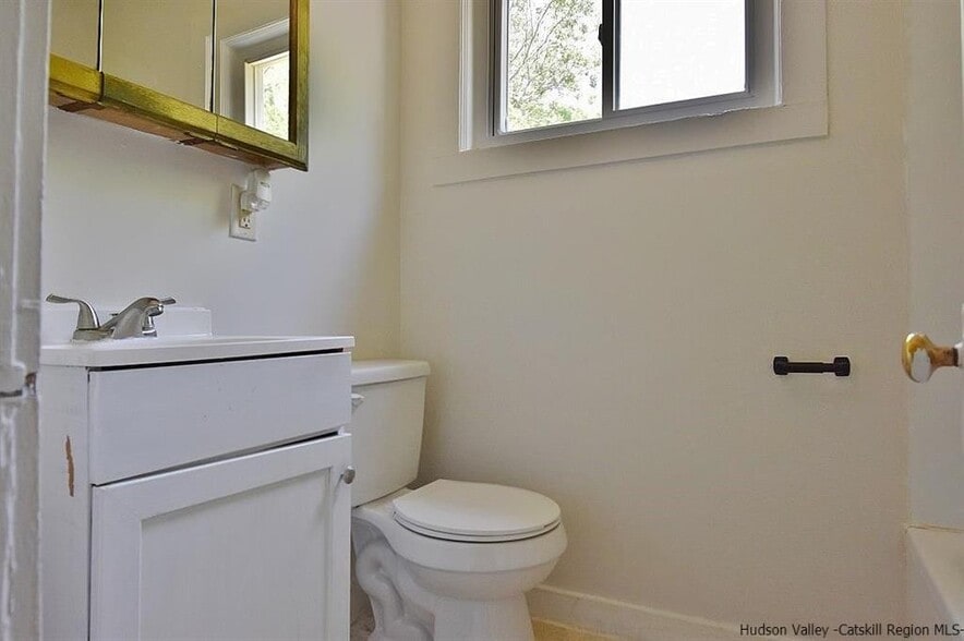 More Photos Of 235 Main St, New Paltz Apartments For Sale