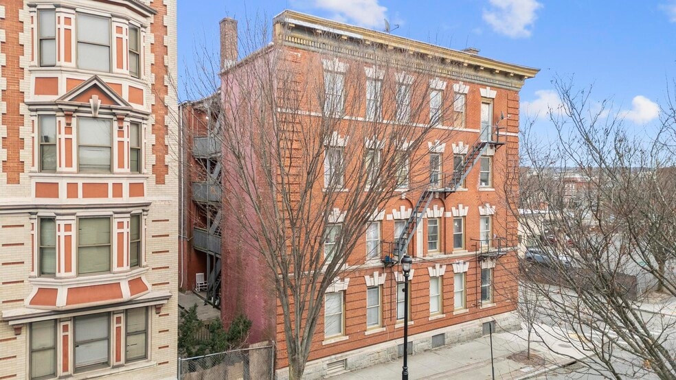 More Photos Of 48-50 Mitchell Ave, Waterbury Apartments For Sale