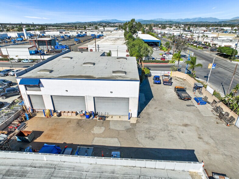 Primary Photo Of 1193 N Blue Gum St, Anaheim Warehouse For Sale