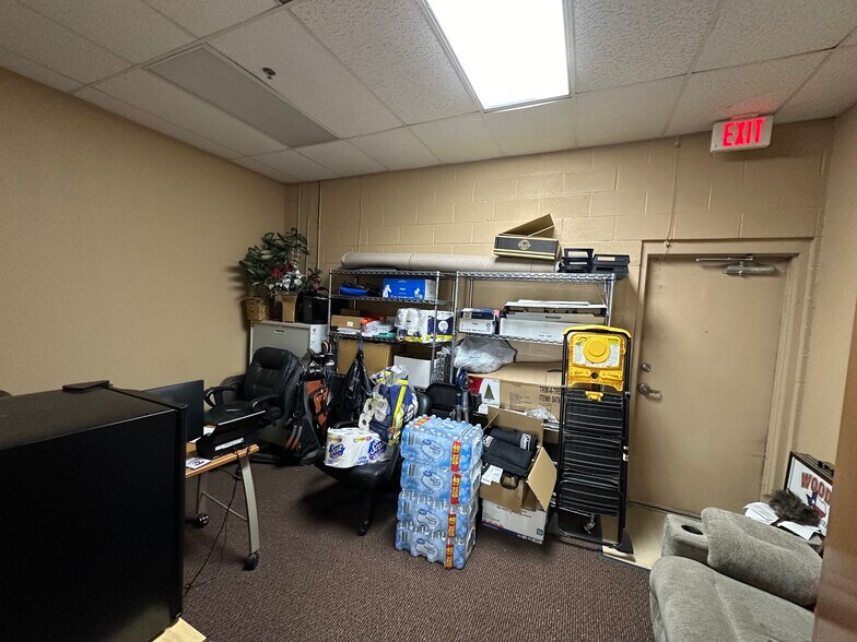 More Photos Of 2740 Western Center Blvd, Fort Worth Storefront For Lease